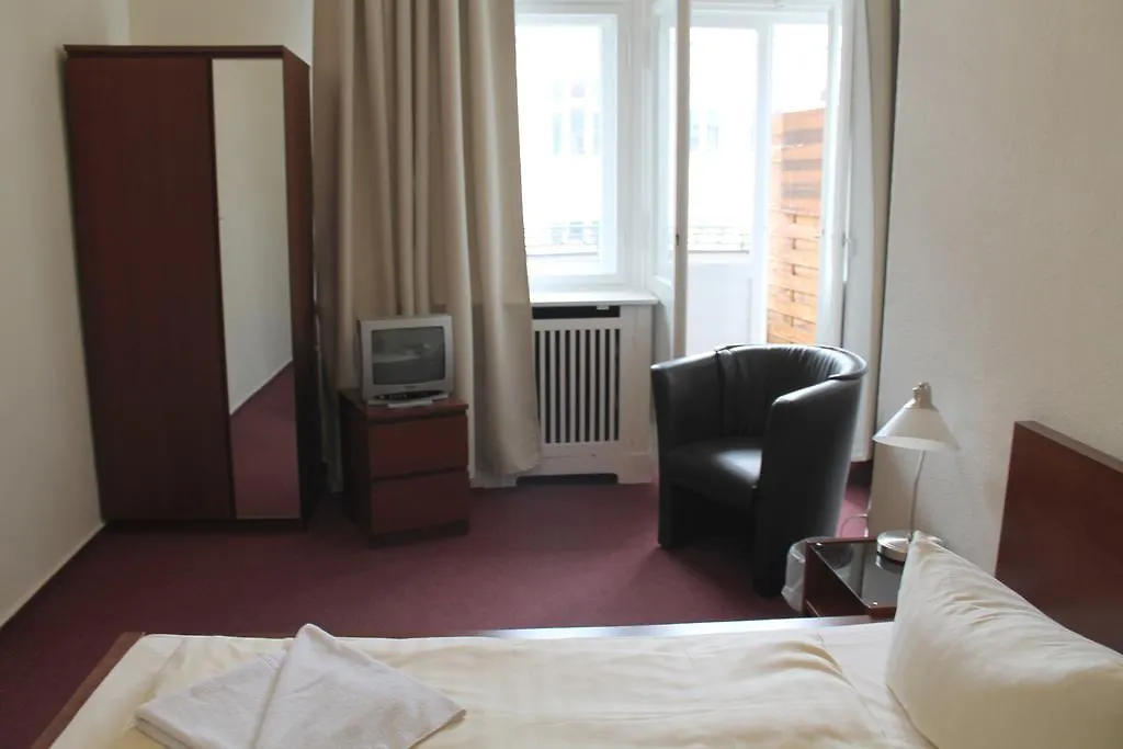 *** Guest house Hotel Pension Kima Berlin Germany