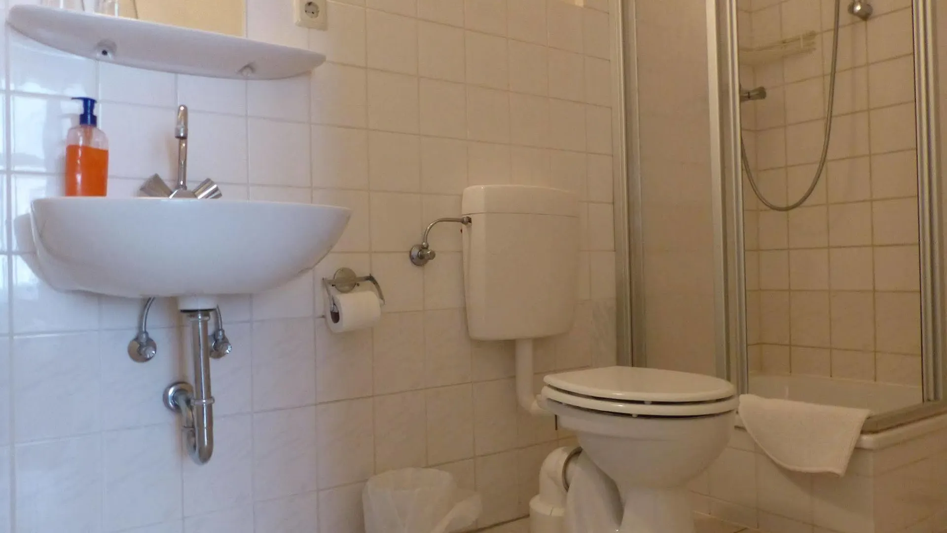 Hotel Pension Kima Berlin Guest house